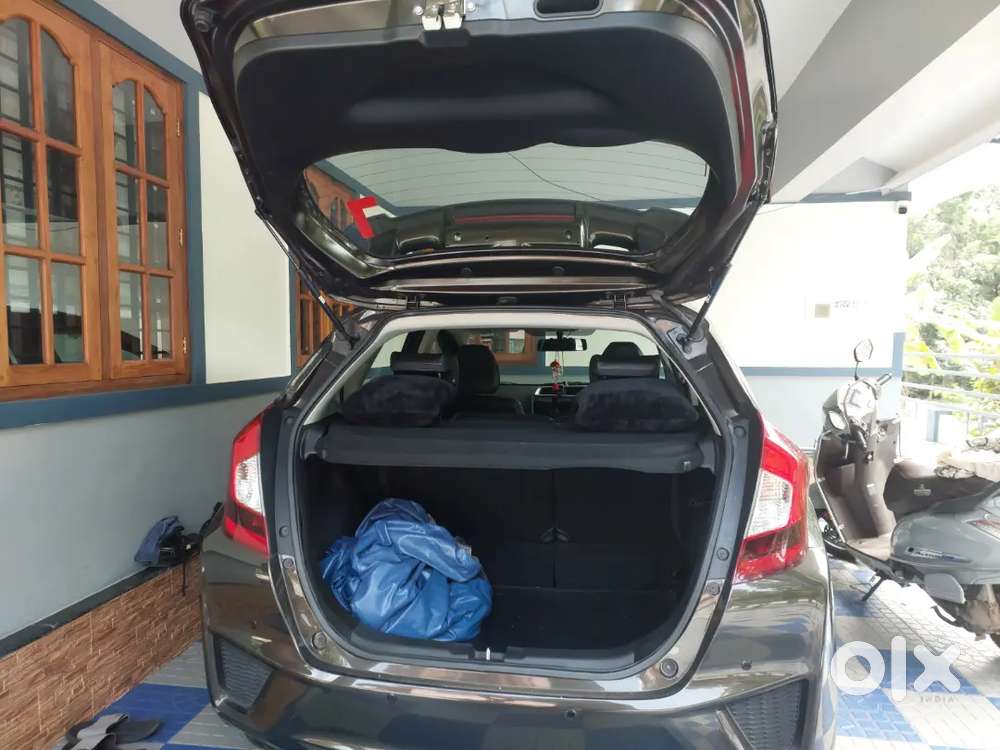 Honda Jazz Petrol Mt 2017