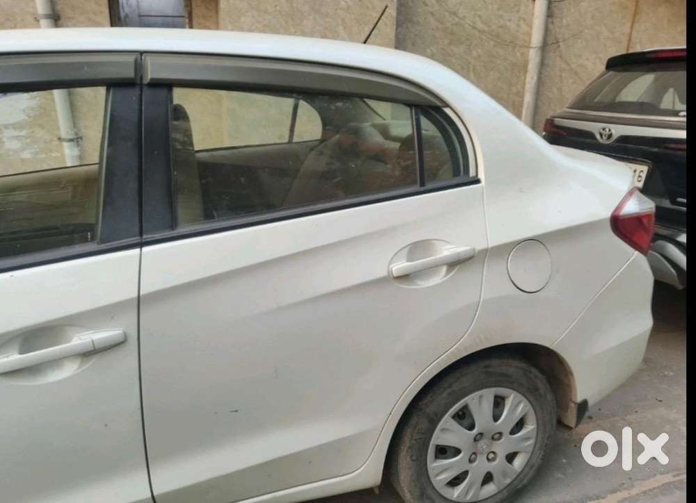 Honda Amaze 2016 Petrol 32340 Km Driven