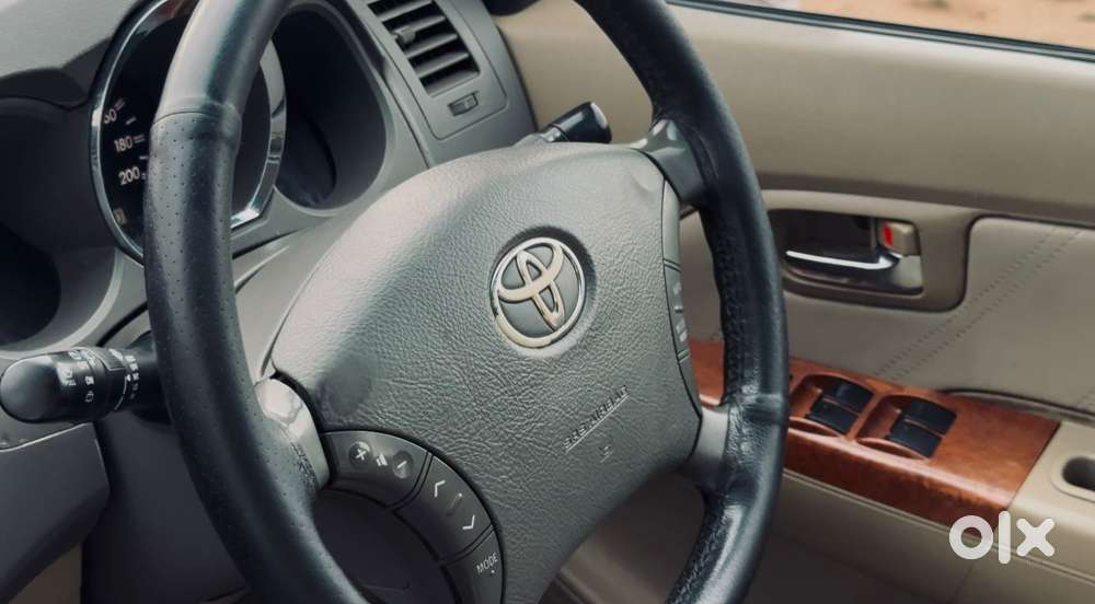 Toyota Fortuner, 2011, Diesel