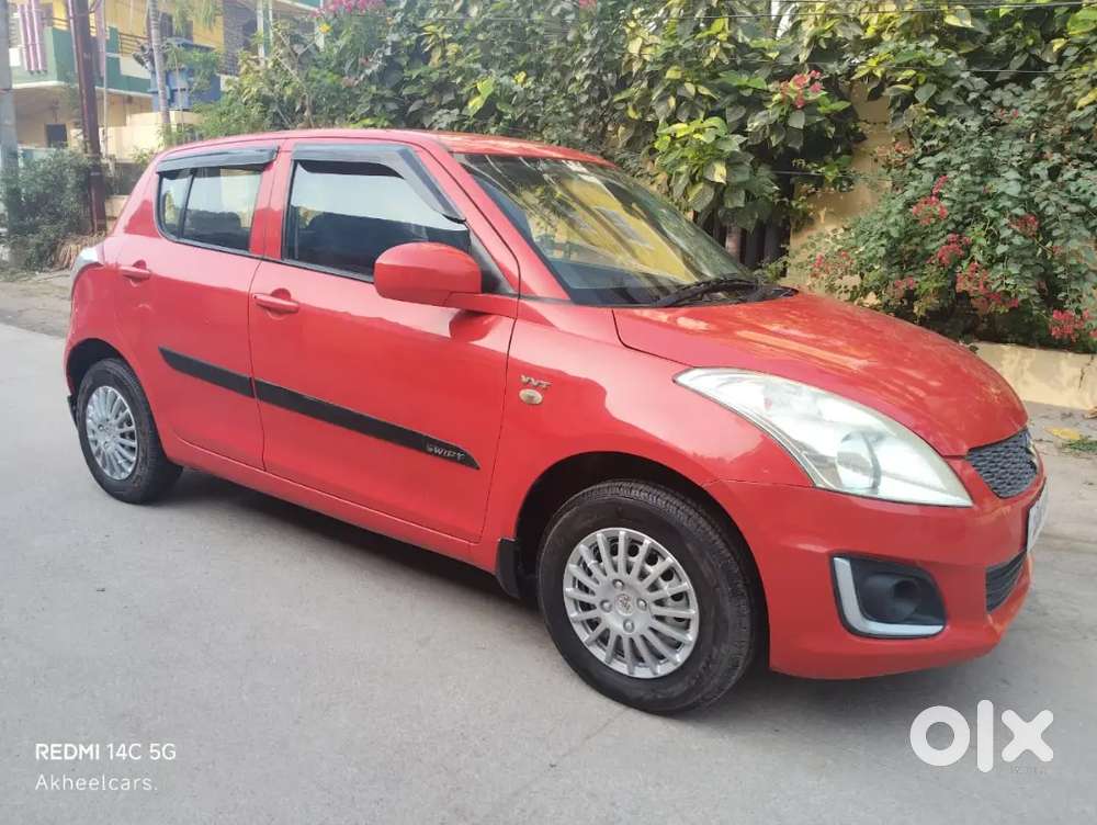 Swift Lxi Optional O . Model 2017. Petrol.ac Child..well Maintain.