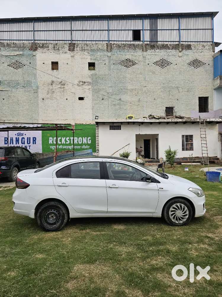 Maruti Suzuki Ciaz 2016 Diesel 130000 Km Driven