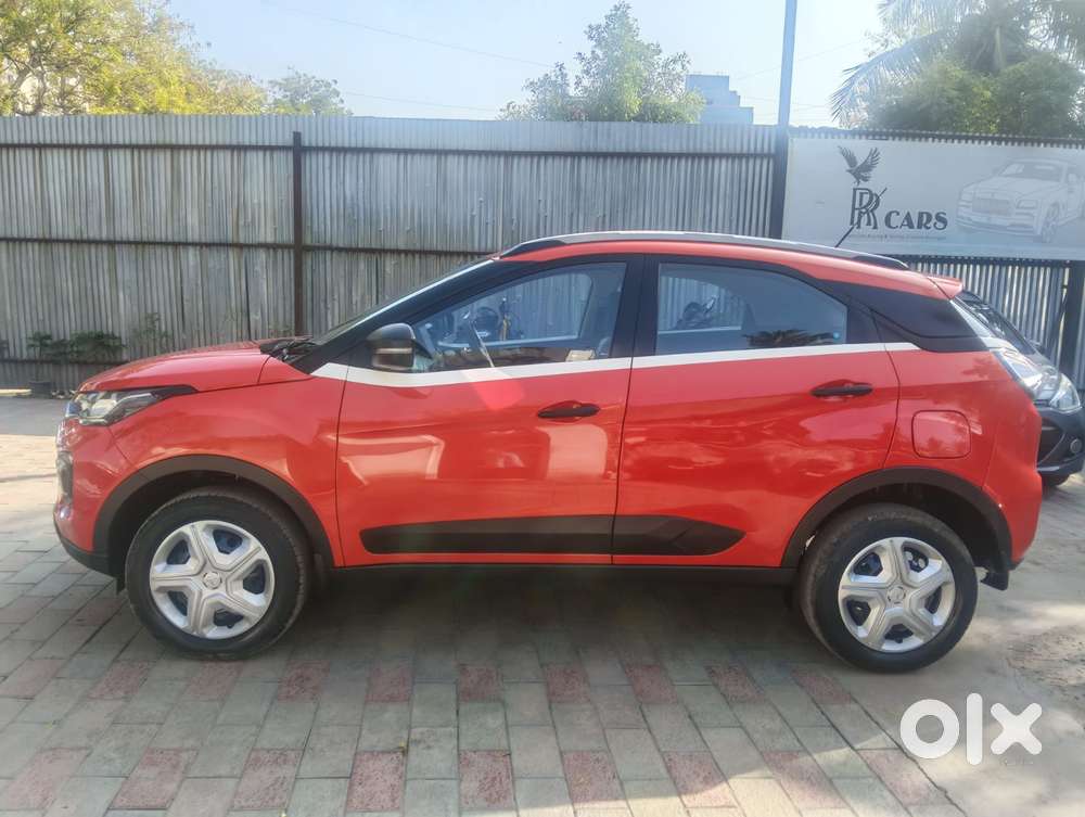Tata Nexon 1.2 Revotron Xma Amt, 2022, Petrol