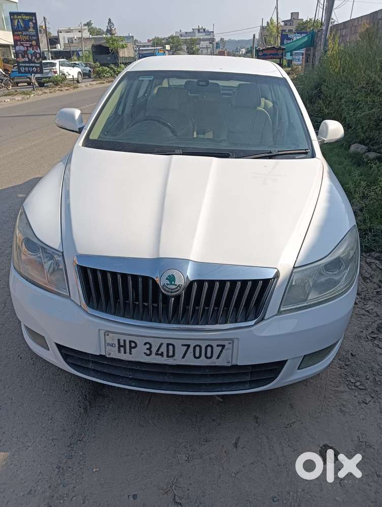 Skoda Laura Ambition 2.0 Tdi Cr Mt, 2010, Diesel