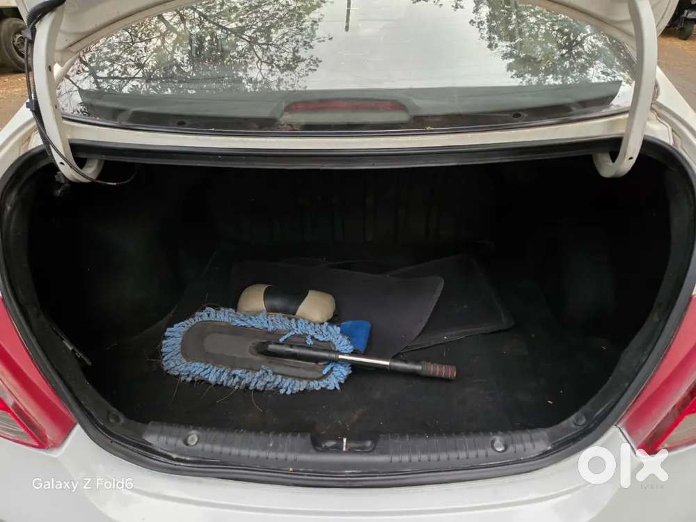 Verna1.6(automatic 2017) 60,000km