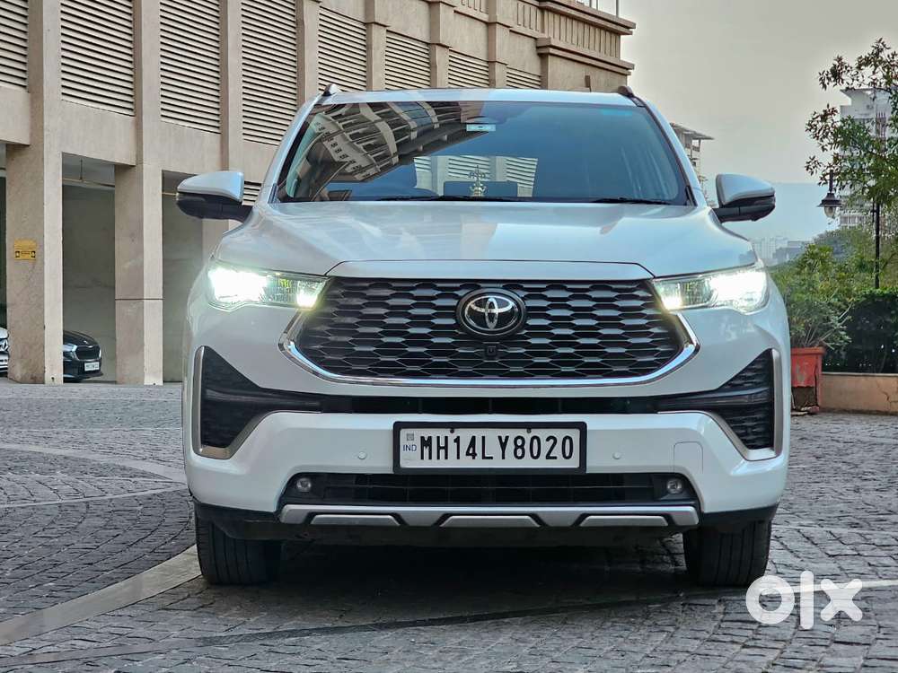 Toyota Innova Hycross 2.0 Zx (o) Hybrid 7 Str, 2024, Petrol