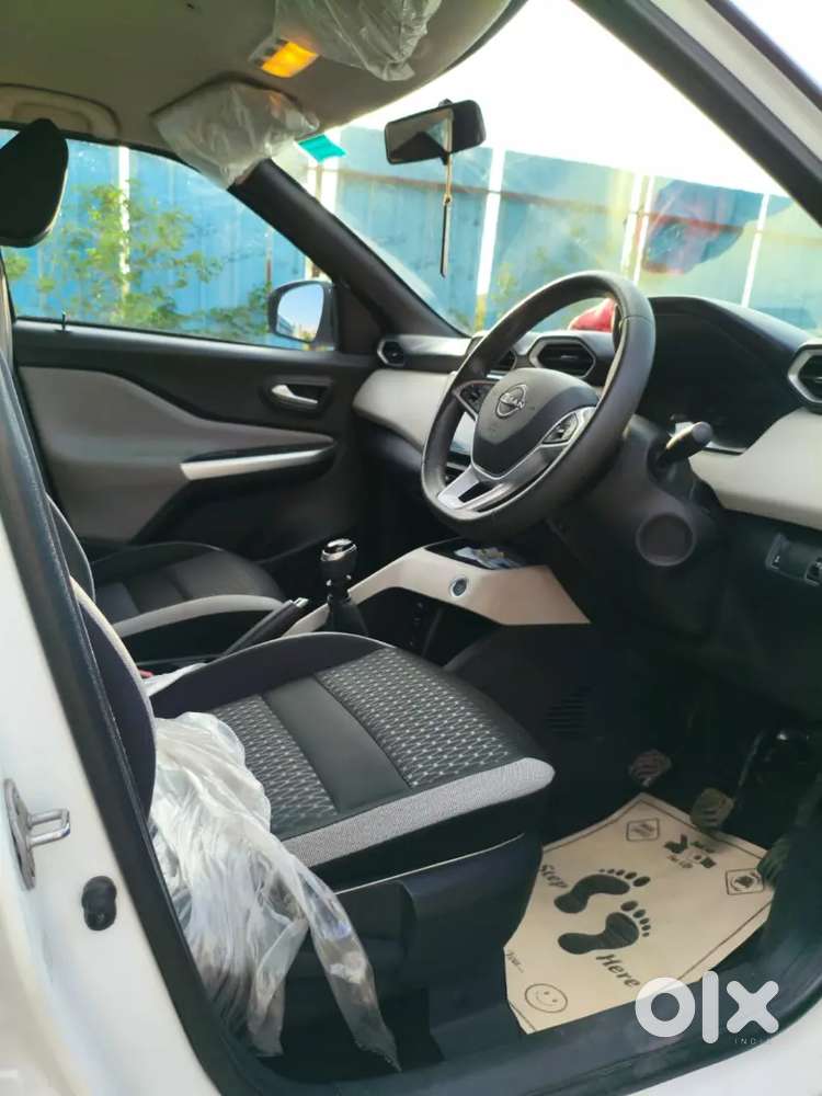 Nissan Magnite 2024 Petrol Well Maintained