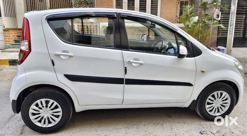 Maruti Suzuki Ritz Vxi, 2011, Petrol