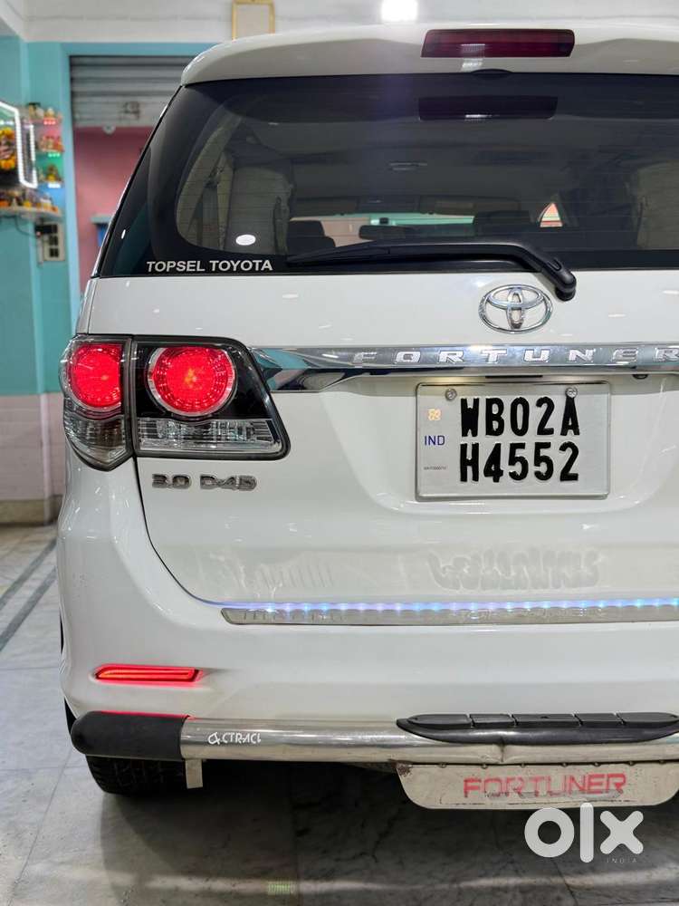 Toyota Fortuner 4x2 Manual, 2015, Diesel