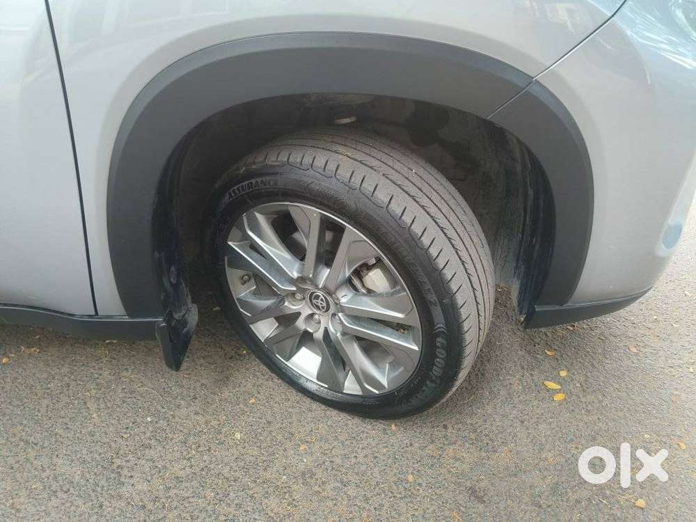 Toyota Innova Hycross 2.0 Zx Hybrid 7 Str, 2024, Petrol