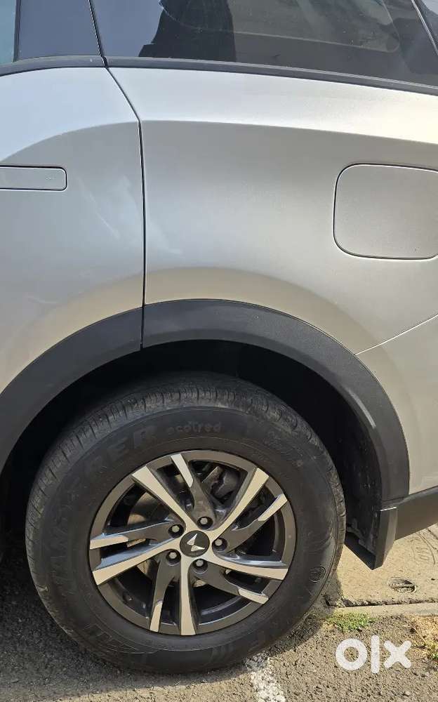 Mahindra Xuv700 2023 Petrol 17000 Km Driven