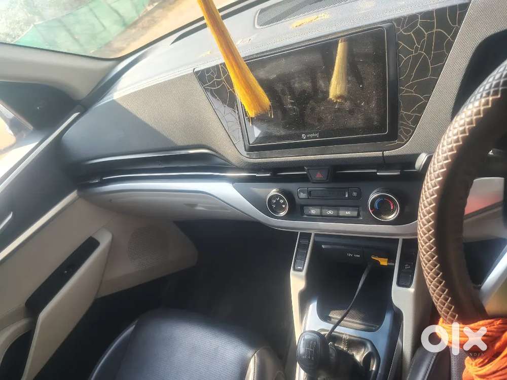 Kia Carens 2022 Petrol Good Condition