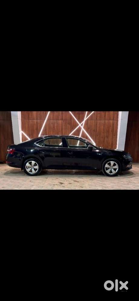 Skoda Superb Style 2.0 Tdi At, 2016, Petrol