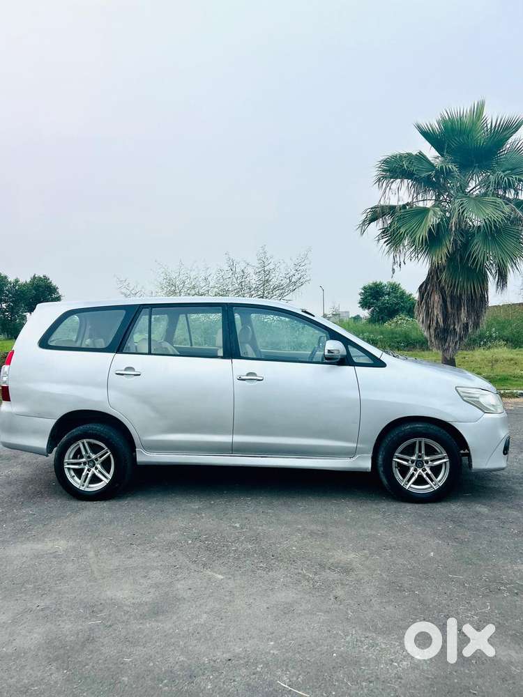 Toyota Innova 2.5 Vx 7 Str, 2012, Diesel