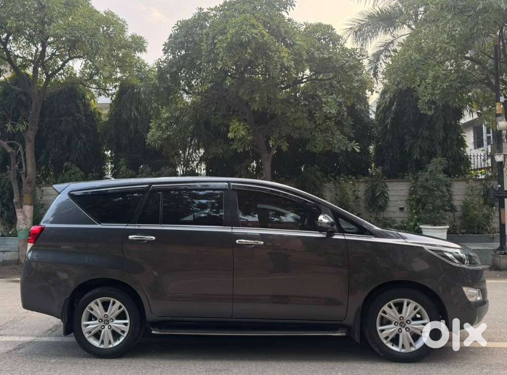 Toyota Innova Crysta Touring Sport 2.7 At, 2018, Petrol