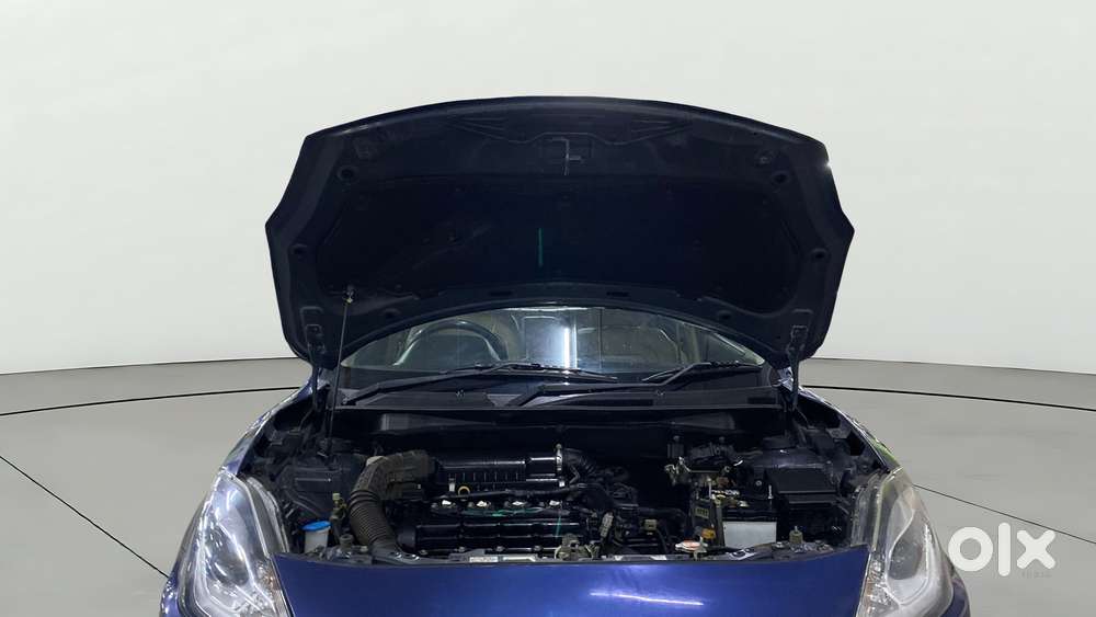 Maruti Suzuki Swift Dzire Zxi + Mt, 2017, Petrol