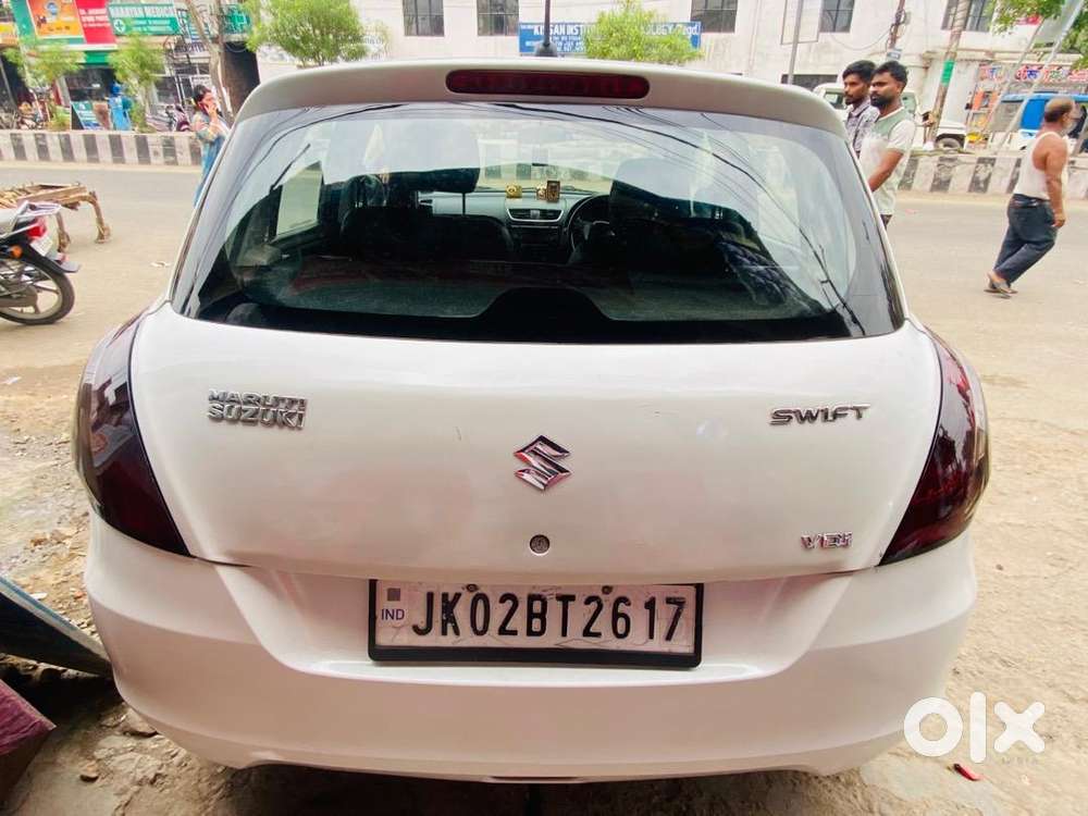 Maruti Suzuki Swift 2017 Diesel Well Maintained