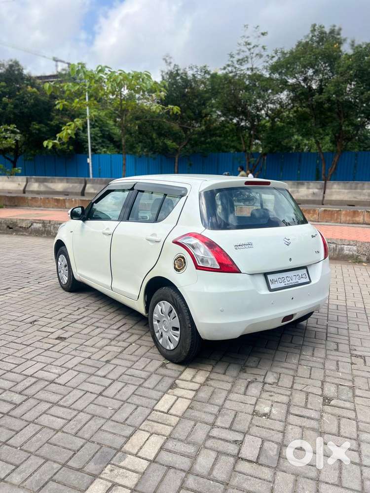 Maruti Suzuki Swift Vxi + Manual, 2013, Petrol