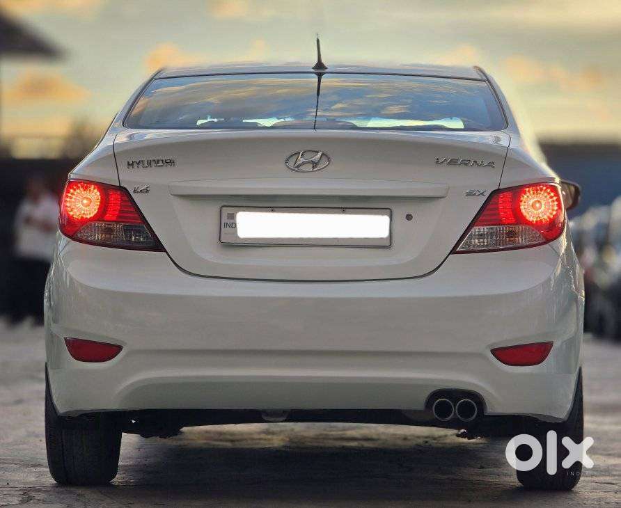 Hyundai Verna, 2011, Petrol
