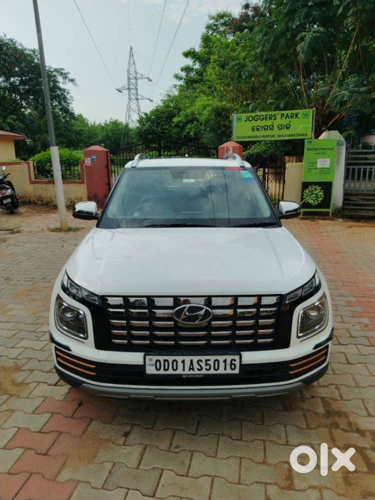 Hyundai Venue, 2023, Petrol