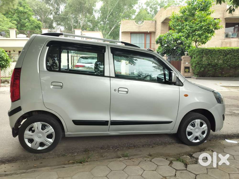 Maruti Suzuki Wagon R Vxi Amt Opt, 2016, Petrol