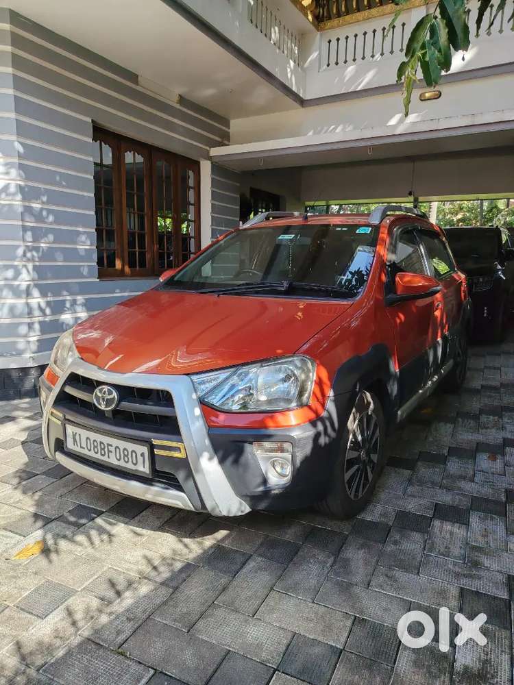 Etios Cross
