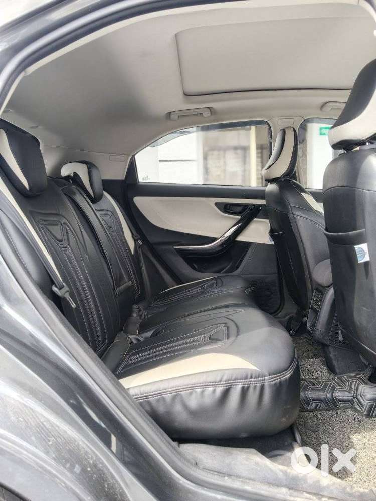 Tata Nexon Creative Plus S 1.2 Revotron Petrol 6 Amt, 2025, Petrol