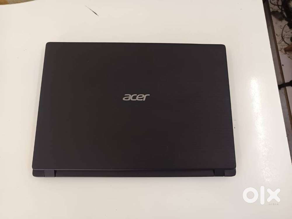 Acer Aspire A314 Model Laptop AMD A4 i5 6th Gen Equal 4 GB Ram 500 HDD