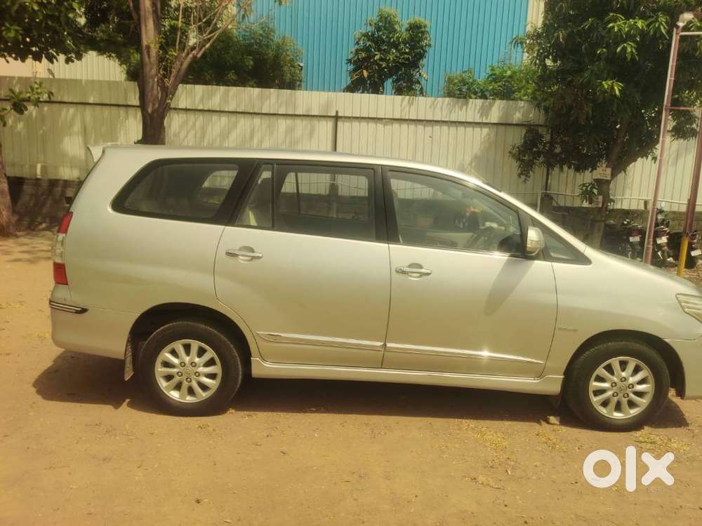 Toyota - Innova
