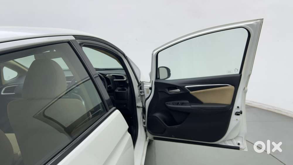 Honda Jazz V At I-vtec, 2017, Petrol