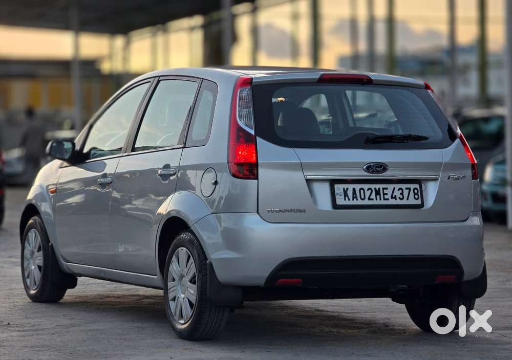 Ford Figo Petrol Titanium, 2010, Petrol