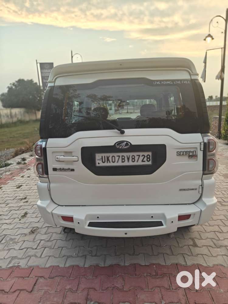 Mahindra Scorpio S10, 2017, Diesel