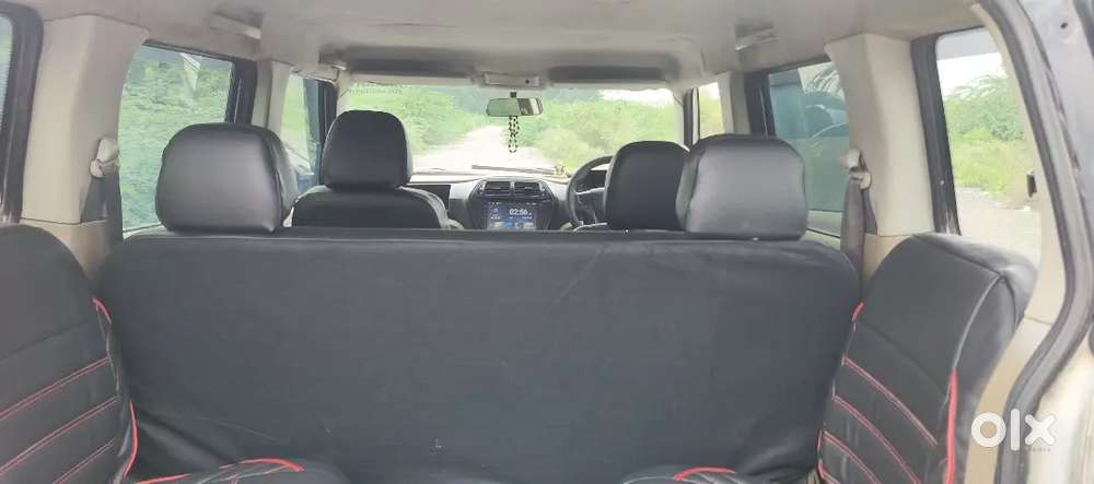 Mahindra Tuv 300 2016