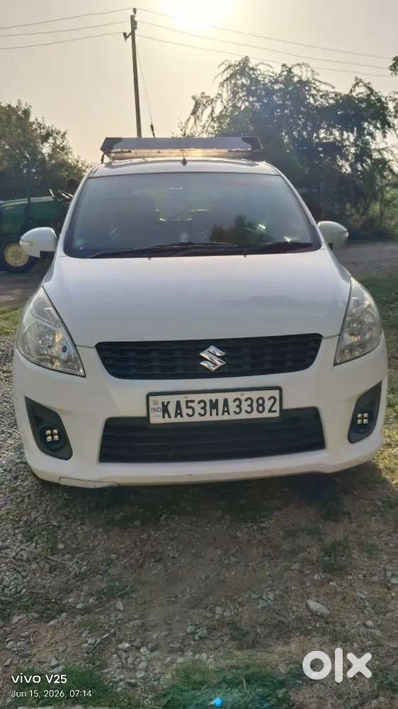 Maruti Suzuki Ertiga 2013 Diesel 170000 Km Driven
