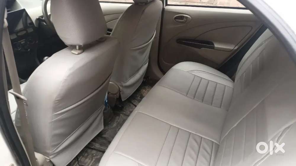 Etios Liva Petrol 2015 December
