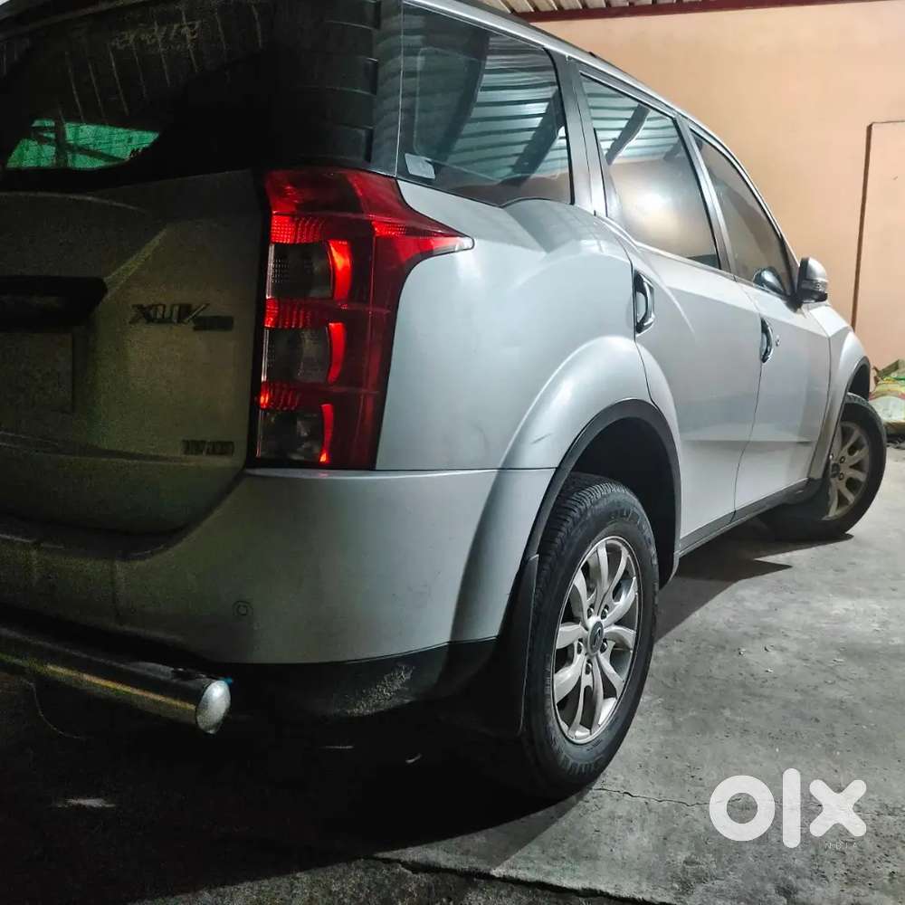 Mahindra Xuv500 W10 (top Model)  2016  Sunroof  Excellent Condition