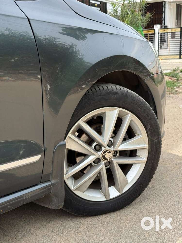 Skoda Rapid 1.0 Style At, 2021, Petrol