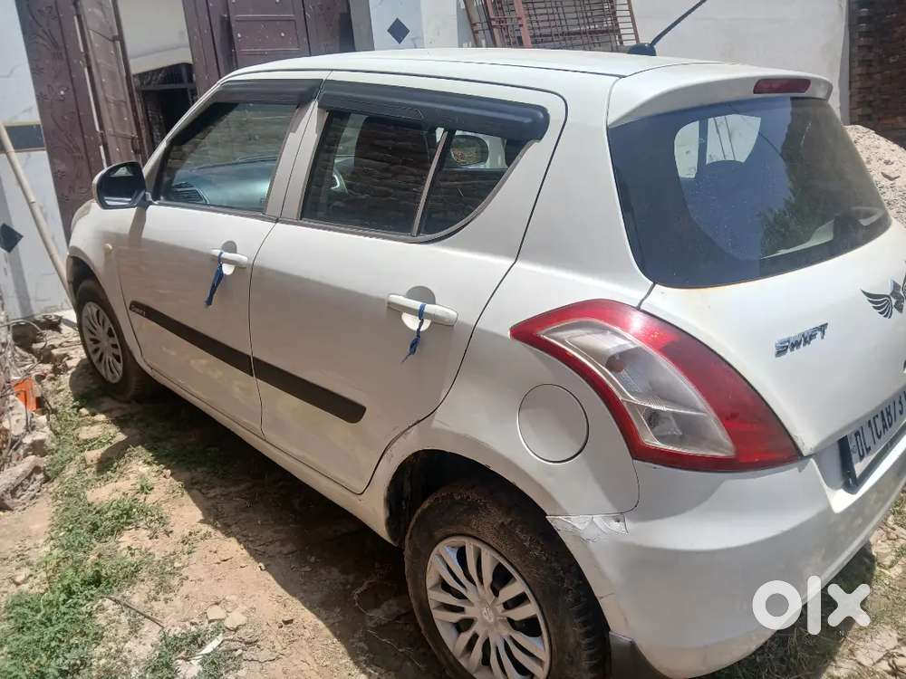 Maruti Suzuki Swift Lxi Cng