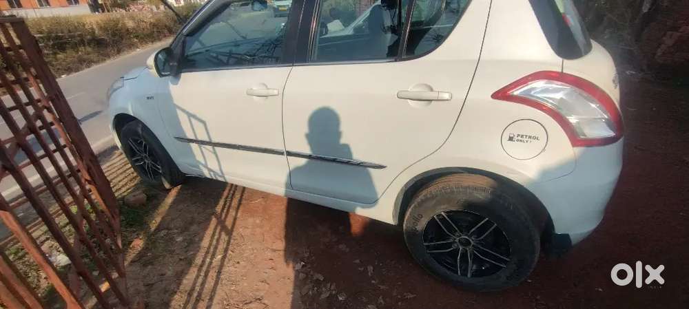 Maruti Suzuki Swift 2017 Petrol 63000 Km Driven