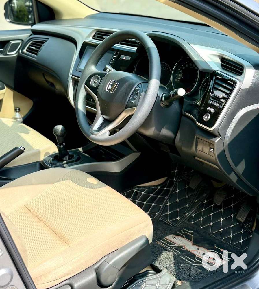 Honda City V Mt Exclusive, 2022, Petrol