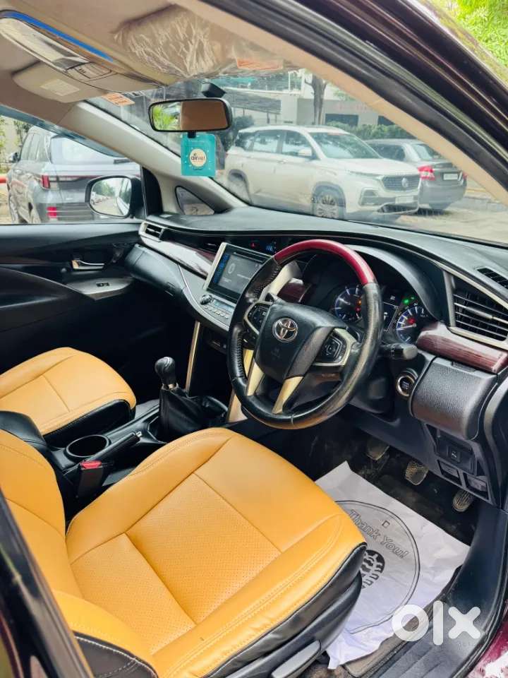 Toyota Innova Crysta 2.4 V 7 Str, 2016, Diesel