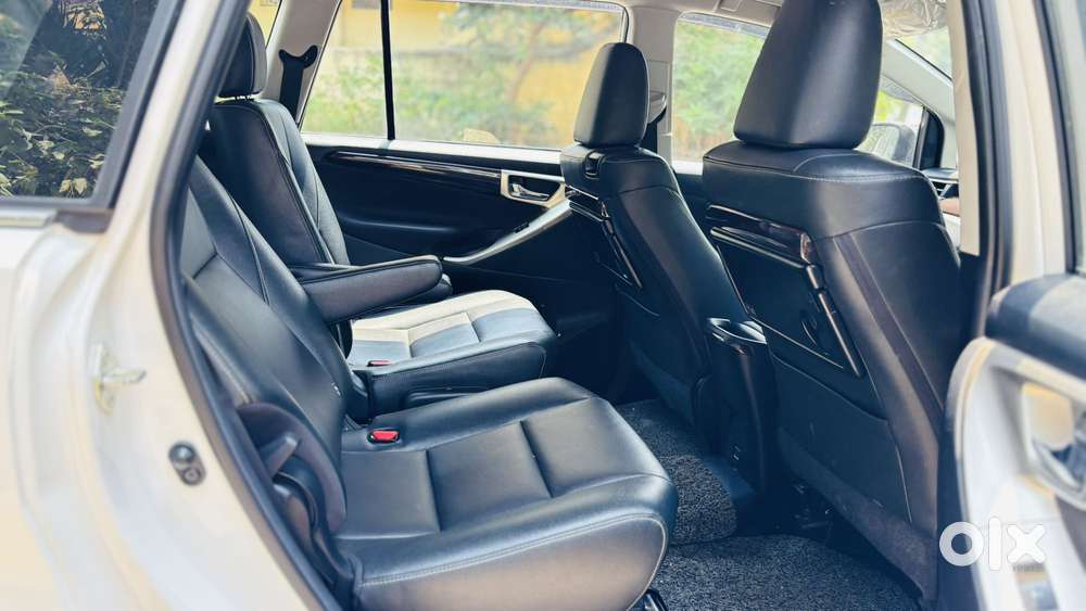 Toyota Innova Crysta 2.4 Z 7 Str, 2023, Diesel