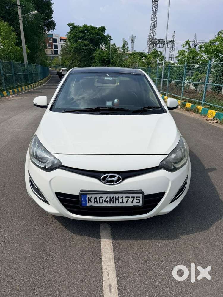 Hyundai I20 Sportz 1.2 Bs-iv, 2013, Petrol