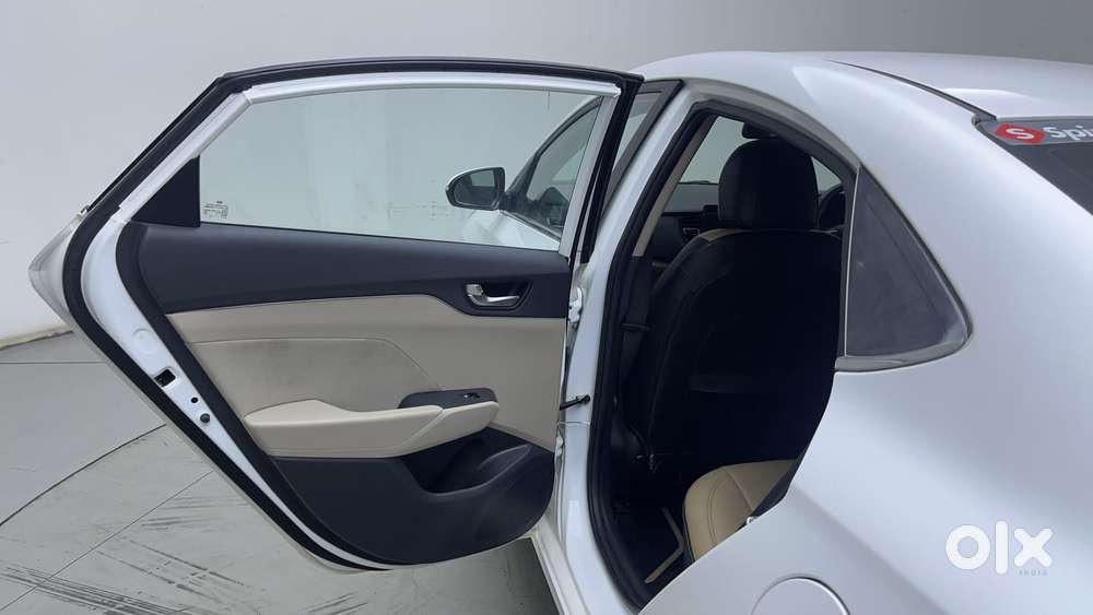 Hyundai Verna 1.5 Sx Vtvt Ivt, 2020, Petrol