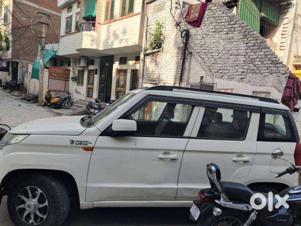 Mahindra Tuv 300 T4, 2019, Diesel