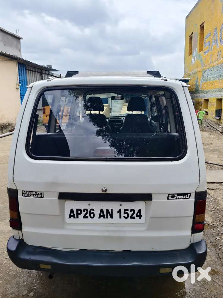 Maruti Suzuki Omni 0.8 2011