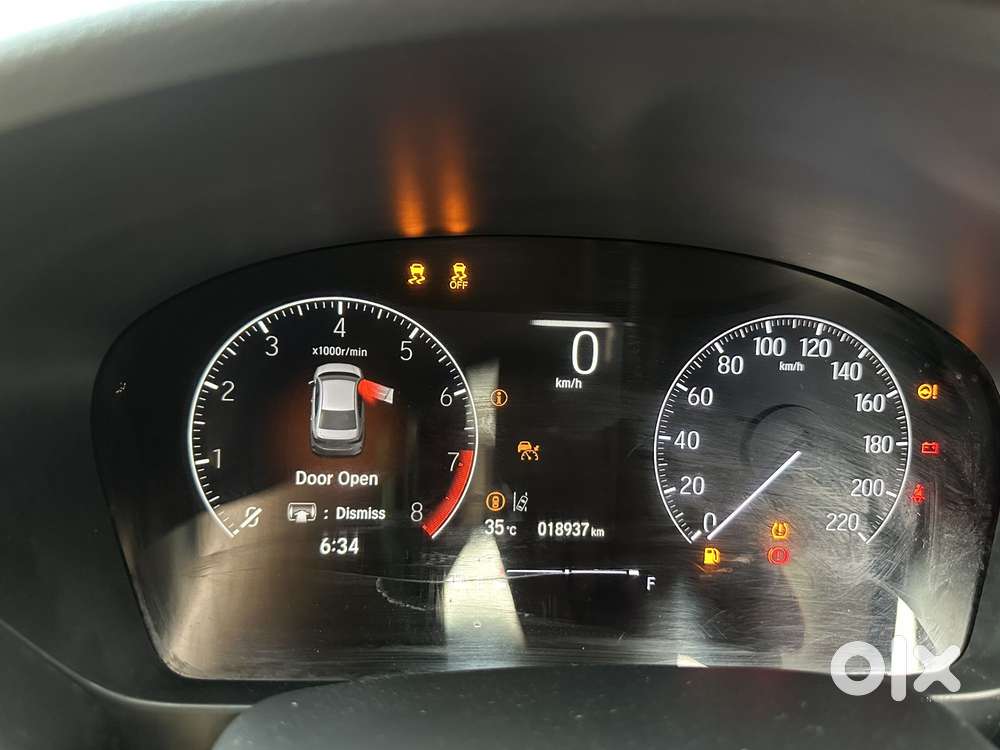 Honda City Zx Petrol Mt, 2023, Petrol