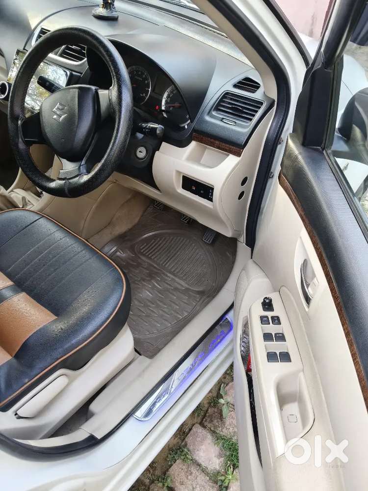 Maruti Suzuki Dzire 2014 Petrol 64000 Km Driven