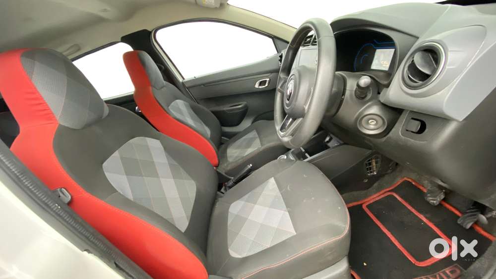 Renault Kwid 2019-ongoing 1.0 Rxt Amt (o), 2020, Petrol