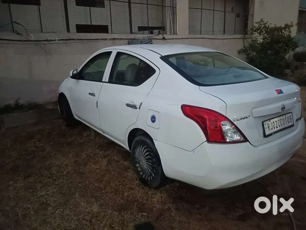 Nissan Sunny Diesel 2013