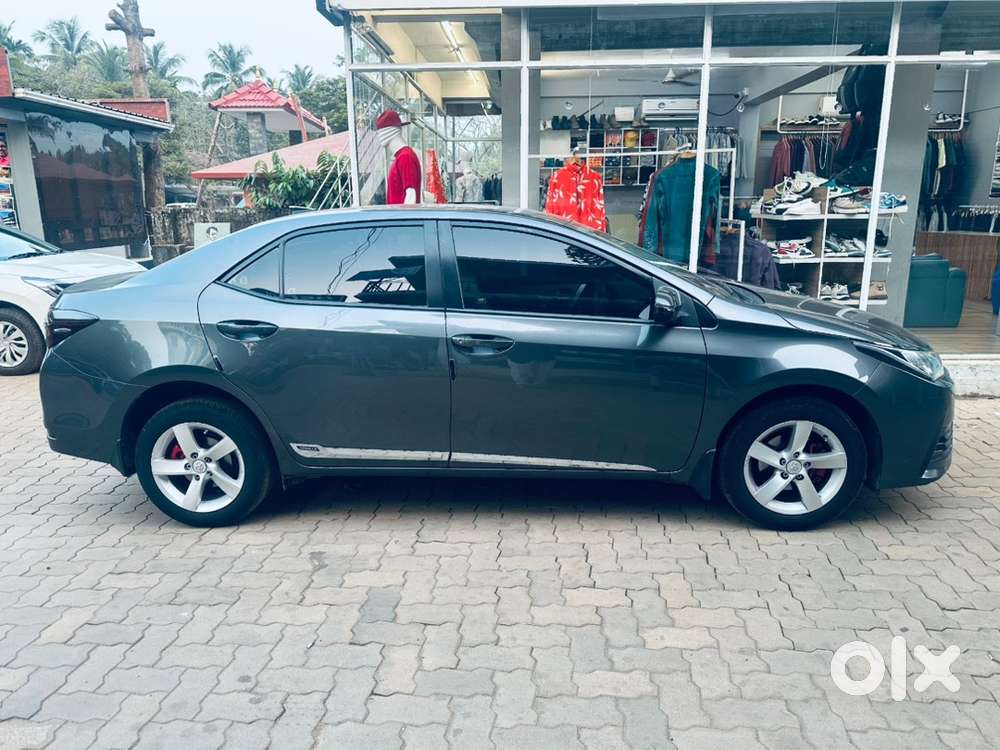 Toyota Corolla Altis 2017